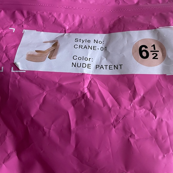 NWT Mary Jane Platform‎ Heels - Picture 11 of 12